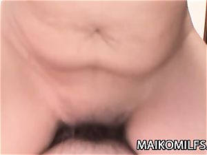 Chiharu Kogure - clean-shaven vulva Nippon mommy Creampied